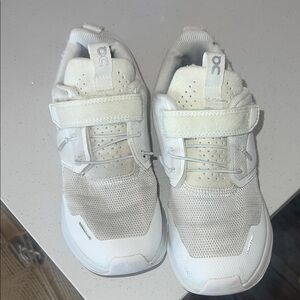 On Running Kids' Cream Sneakers